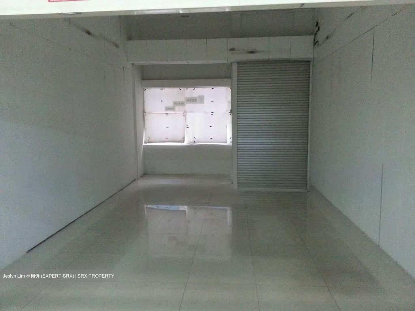 Peninsula Shopping Complex (D6), Retail #592845381